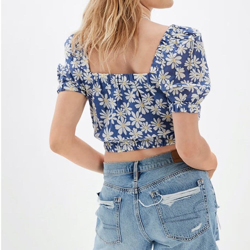 American‎ Eagle Womens Daisy Floral Crop Bubble Top Sz Medium Puff Short Sleeve - Picture 2 of 8